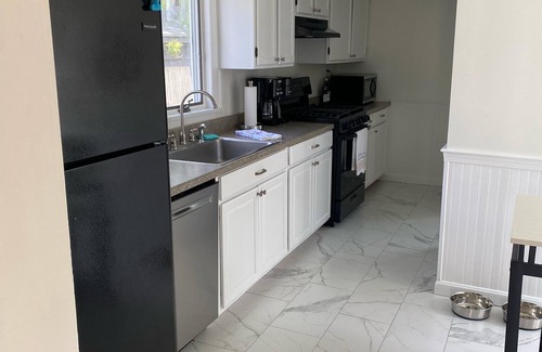 Green Harbor-Cedar Crest Casa | Large updated house just steps from the beach