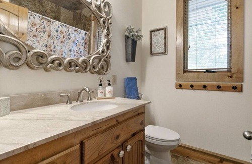 Myra Casa | Large upscale lake home retreat with plenty of space and privacy.