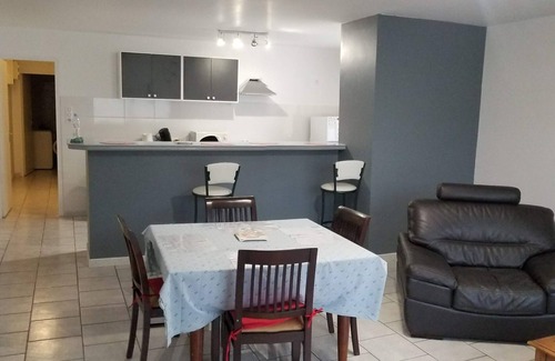 Bollene Villa | Gran villa de 2 a 28 personas, cerca de St Paul Trois Châteaux, a 15 minutos de Vaison la Romaine
