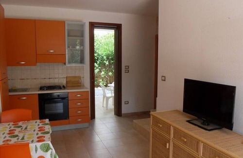 Galatone Villa | Gran villa en 4 niveles con gran jardín con barbacoa y vistas al mar.