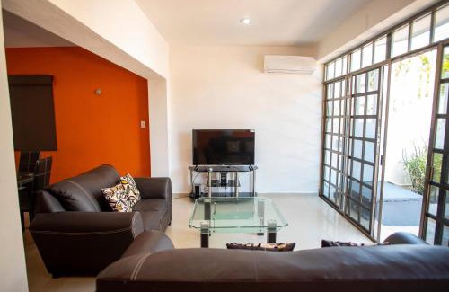 Chicxulub Pueblo Apartamento | Large Villa private pool, 1 block from the beach