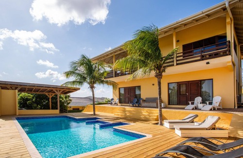 Cas Grandi Villa | ¡Gran villa con piscina privada y una vista impresionante sobre el agua española!