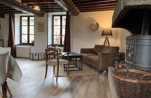Joue-du-Bois Cabaña | Large, warm and quiet country house