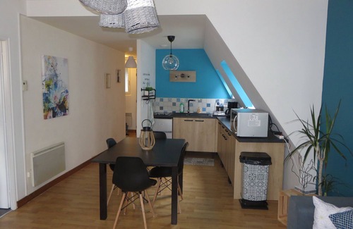 Thouars Apartamento | Amplio apartamento cálido