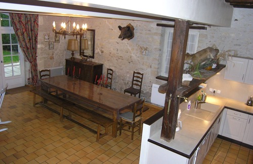 Nouans-les-Fontaines Casa | entre Touraine y Berry gran casa rural bien equipada y spa