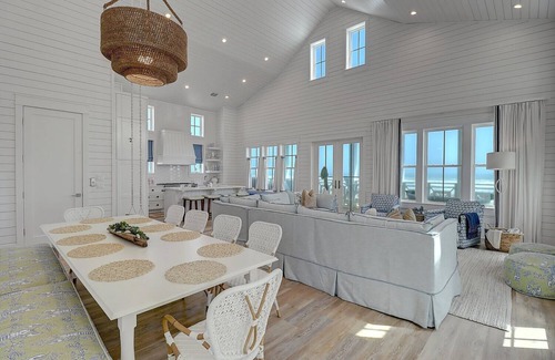 Port Aransas Casa | Largest Home in All of Cinnamon Shore w/ Gulf-Front Views + Amenities