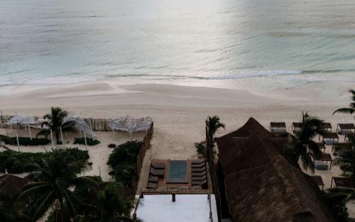Zona Hotelera Casa | Largest Ocean Front Mansion Butler Included