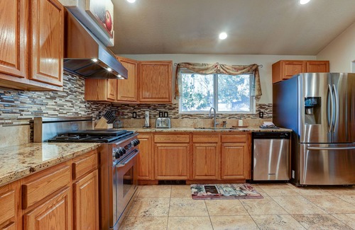 Larkspur Casa | Larkspur Trail 3 Bedroom Home by Redawning