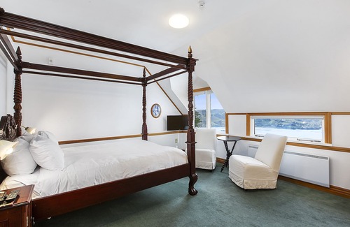 Dunedin Cabina | Larnach Lodge