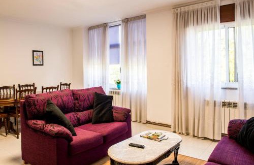 Sarria Casa | Las Aceñas De Iris