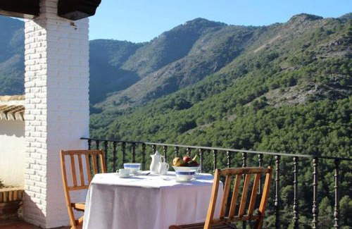 Alhaurin de la Torre Chalet De Esquí | LAS BREÑAS Premium Rural Cottage 4PAX