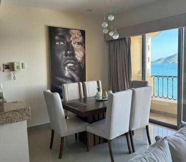 Marina Mazatlan Apartamento | Las Gavias frente al mar