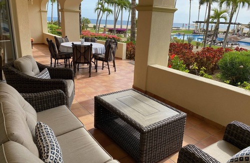 Zona Hotelera Condominio | Las Mañanitas 2br frente al mar Fase 1 en planta baja 1.900 Sf Condo Wi-Fi * 7th nt GRATIS