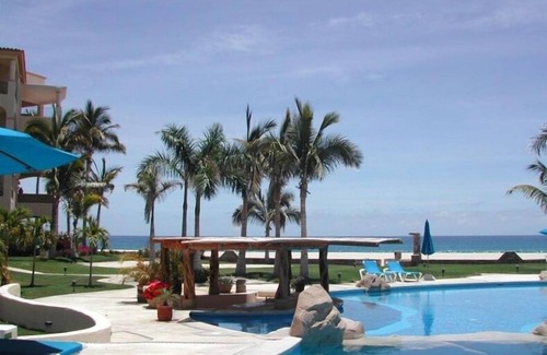 Zona Hotelera Condominio | Las Mañanitas 2br frente al mar Fase 1 en planta baja 1.900 Sf Condo Wi-Fi * 7th nt GRATIS