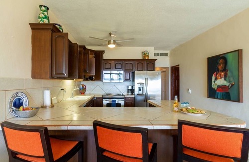 San Jose del Cabo Condominio | Las Olas Oceanfront Surfer's Paradise, unidad final de 3 dormitorios a nivel del suelo