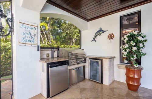 Seven Isles Casa | Las Olas Waterfront Estate