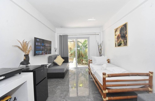 Boracay Island Casa | Cocina de la suite Tropical Garden A 2 minutos de White Beach