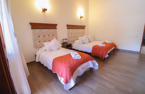 Old Town Hotel | Las Palmas a 3 cuadras de la Plaza Principal ideal para compartir y disfrutar 😊