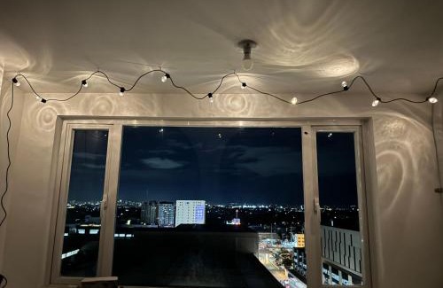 Las Pinas Apartamento | Las Pinas City Cozy Escape