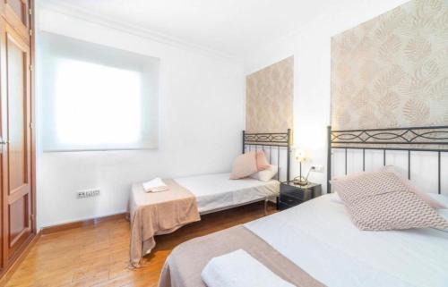 San Julian Apartamento | Las Setas - Refugio Espacioso en el Alma de Sevilla