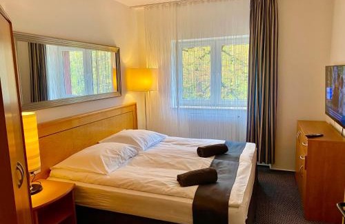 Slupsk Apartamento | LAS SŁUPSKI PREMIUM APARTAMENT NR6 Wifi Netflix Smart TV50 two bedrooms two extra large double beds up to 6 people full pleasure quality stay