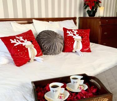 Slupsk Apartamento | LAS SŁUPSKI PREMIUM LOVE APARTAMENT NR5 Wifi Netflix Smart TV50 full kitchen double bathtub up to 4 people full pleasure quality stay