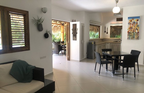 Puerto Bahia Villa | Villa Privada en Playa Ballenas