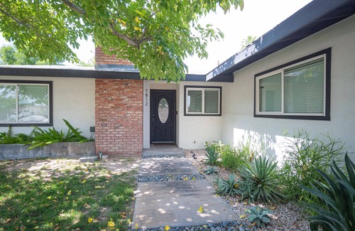Las Vegas Apartamento | Las Vegas Brand New Home- Center location