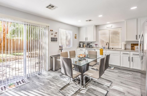 Spring Valley Casa | Las Vegas Clean 3BR House Near Shopping, Dining, Entertainment in Summerlin