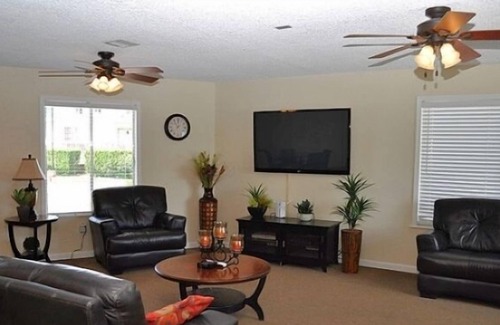 Sunrise Manor Cabina | Las Vegas RV Resort