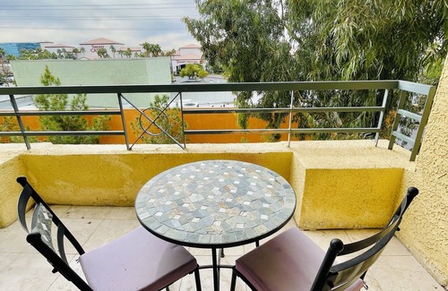 Las Vegas Condominio | Las Vegas Strip - Cozy 2-bedroom, 2 - bathroom condo with WiFi, AC, Pool & Gym