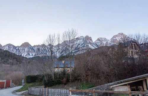 Piedrafita de Jaca Apartamento | Las Vistas de Peña Blanca