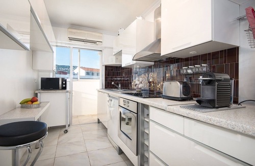Cannes City Centre Apartamento | Última planta con vistas al mar - 100m Croisette y playas