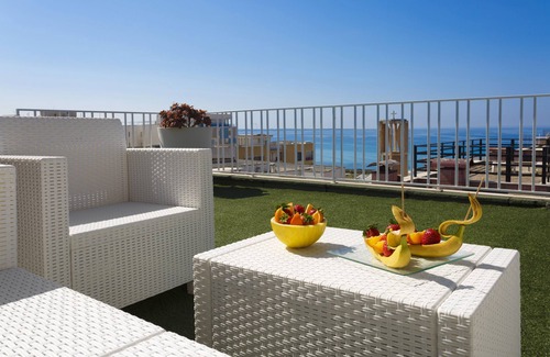 Gallipoli Apartamento | ATICO RECIENTEMENTE RENOVADO FRENTE AL MAR GALLIPOLI SALENTO CON 250MQ DE TERRAZA