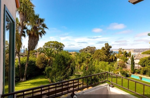 Country Club Casa | Great Family Home/A/C/Hot Tub/Close to All