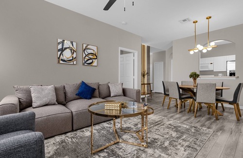 Windsor Palms Apartamento | Last Minute Disney Getaway! Luxury Condo with Private Balcony. Book Now! #89639