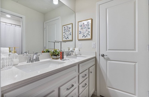 Four Corners Villa | Last Minute Disney! Private Pool, Hot Tub & Themed Bedrooms. Book Now! #119731
