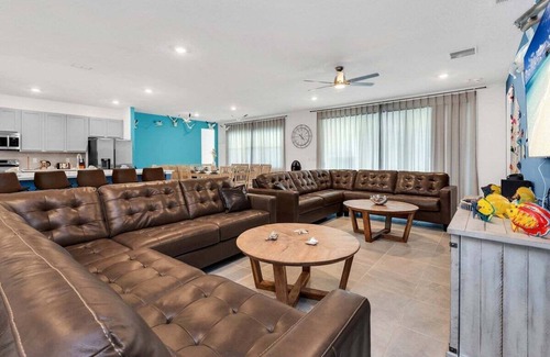 Kissimmee Villa | Last Minute Disney! Private Pool, Game Room & Themed Bedrooms. Book Now! #118563