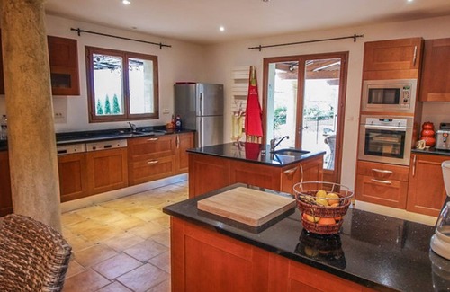 Seillans Villa | Ultimo minuto precio mágico a finales de agosto y septiembre !!!comodidad ....