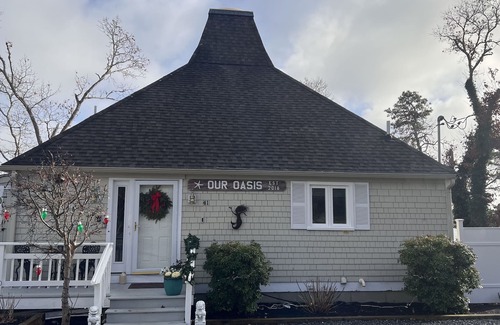 Mashpee Casa | Casa de la costa de Cape Cod en el estanque de John