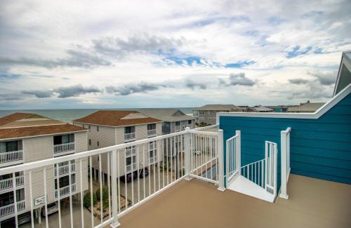 North Carolina Coast Casa | Latitude Adjustment by Carolina Beach Realty