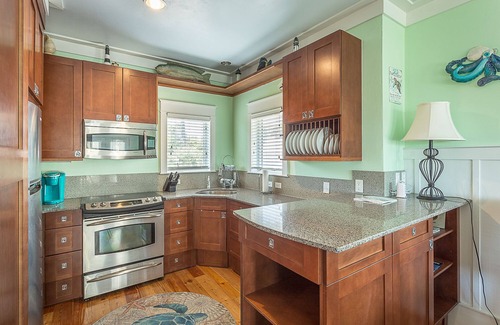 Carrabelle Condominio | Lattitude Adjustment 1BR/2BA condo