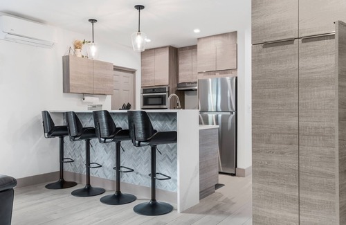 Lake Ridge Casa | Lauderdale 1 Bedroom Lux by Opus