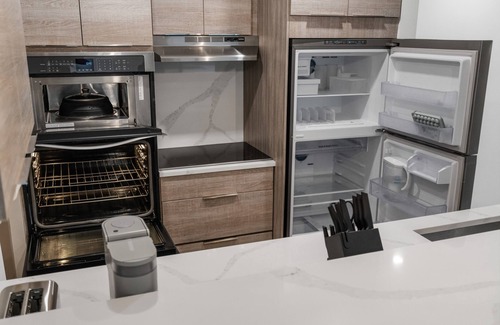 Lake Ridge Casa | Lauderdale 1 Bedroom Lux by Opus