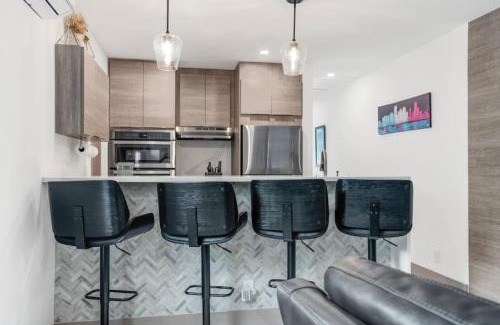 Lake Ridge Apartamento | Lauderdale Modern 1 Bedroom 1 Bathroom with Private Backyard