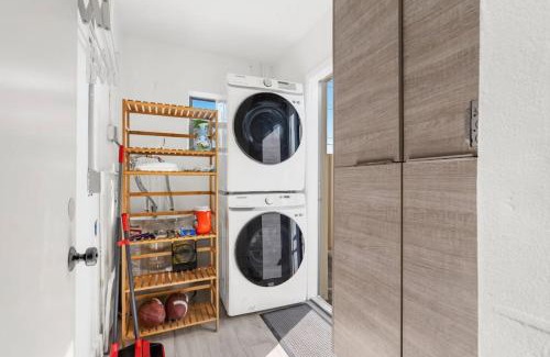 Lake Ridge Apartamento | Lauderdale Modern 1 Bedroom 1 Bathroom with Private Backyard