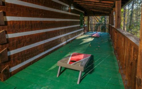 Sevierville Villa | Laughing Bear