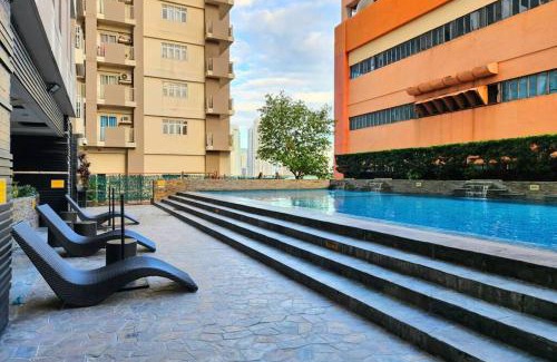 Pio del Pilar Apartamento | Laureano di Trevi Makati Apartment with Balcony