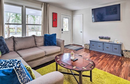 Laurel Park Casa | Smoky Mountain Vacation Rental w/ Deck!