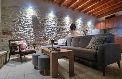 Messini Casa | Laurel's home
